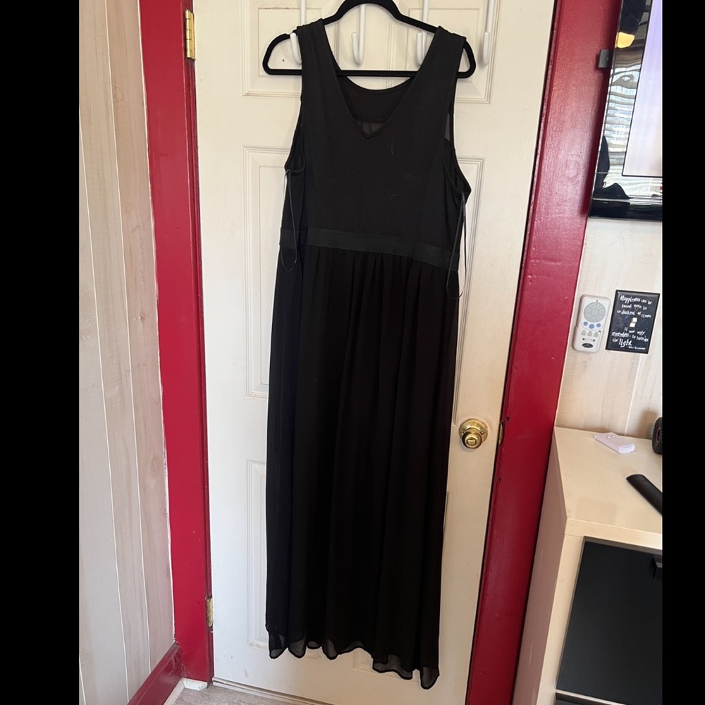 Forever 21 Mesh Panel Full Length Dress